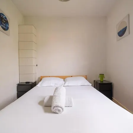 Alexandra Aparthotel